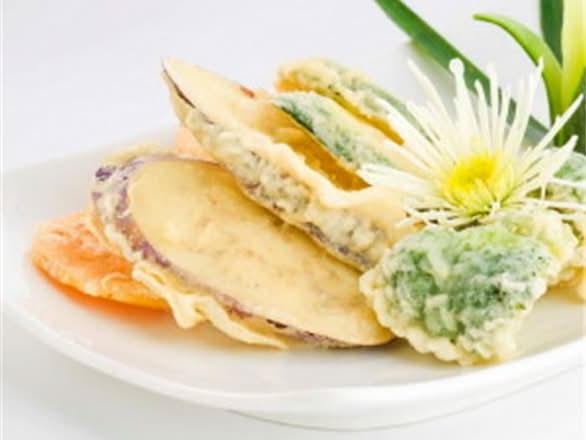 29. Vegetable Tempura (8pcs)