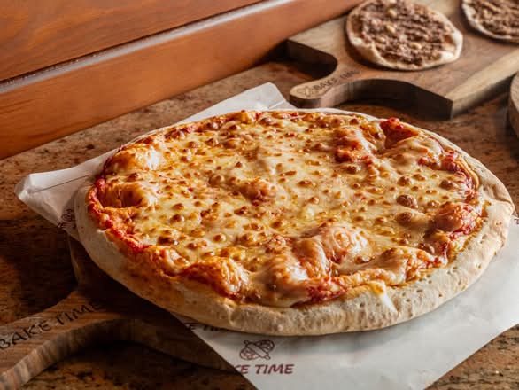 12" Cheese Pizza بيتزا جبنة