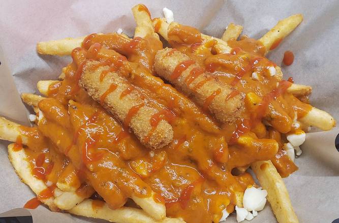 Butter Chicken Poutine