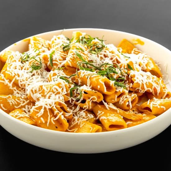 Roasted Red Pepper Rigatoni