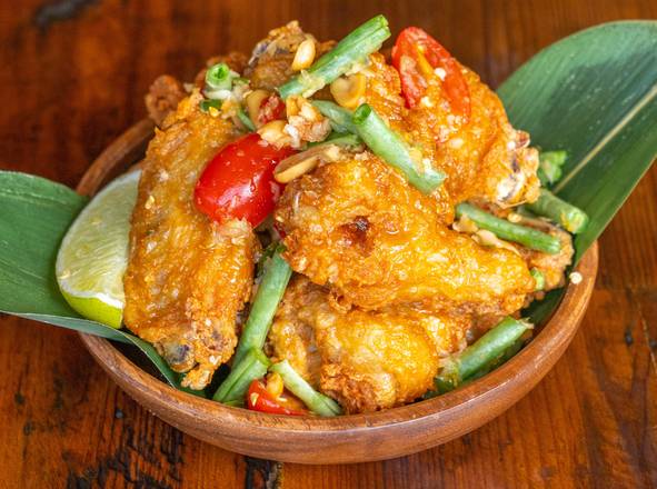 Som Tum Chicken Wings