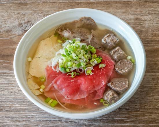 P.9  Phở Đặc Biệt