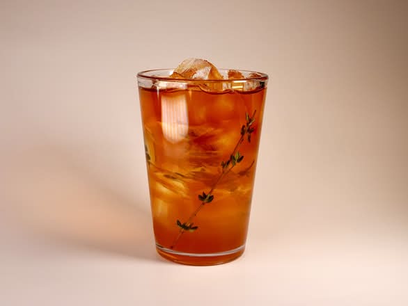 Peach Iced Tea (Iced only)