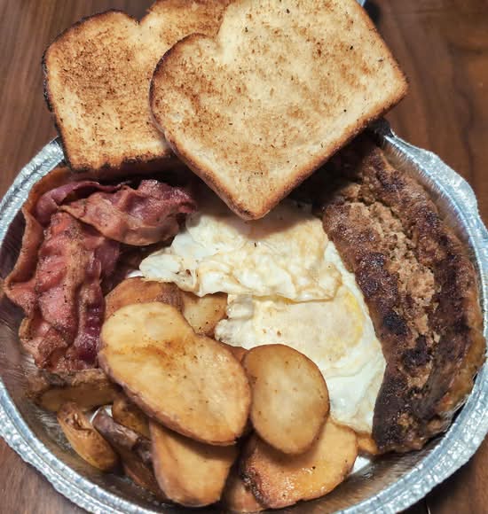 2 œufs avec fèves au lard - 2 Viandes / 2 Eggs and Baked Beans - 2 Meats