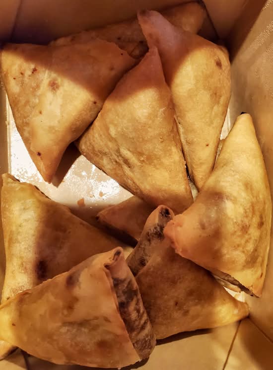 CHK/Beef Samosa's