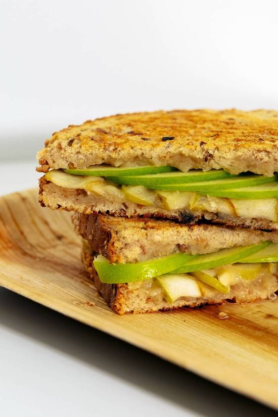 Brie & Apple Sandwich