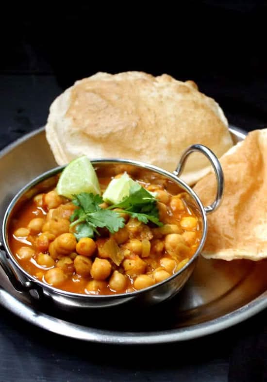 Chana Bhatura