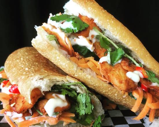 Tandoori Chicken Banh Mi