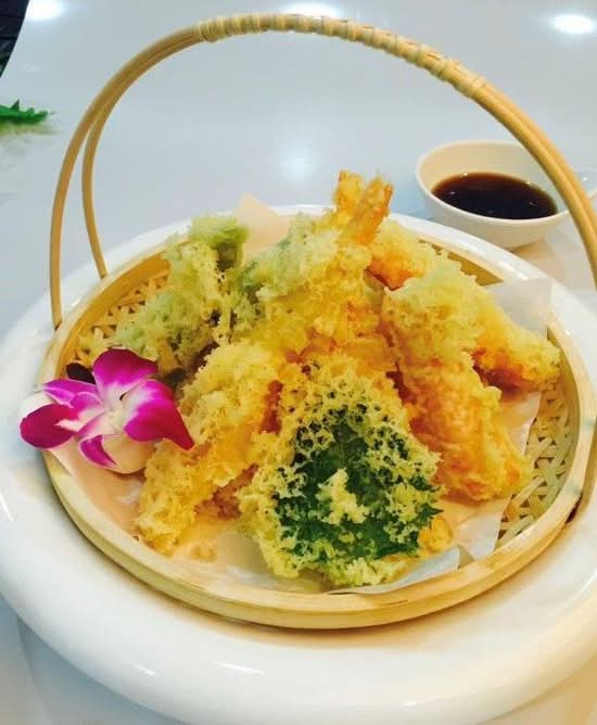 Assorted Tempura (9 Pcs)