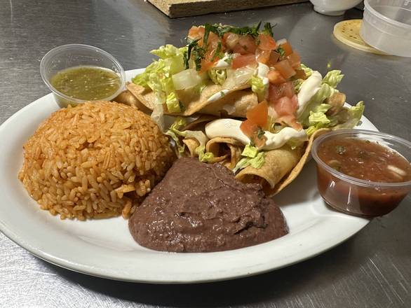 Deep fried chicken tacos/ flautas