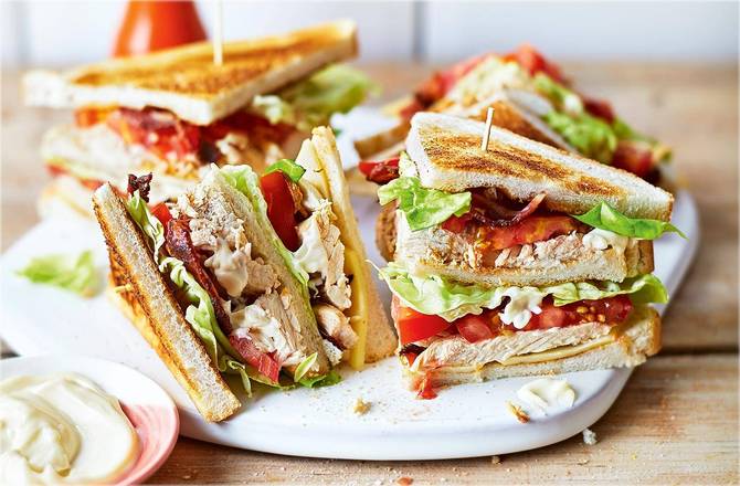 CLUB SANDWICH POULET