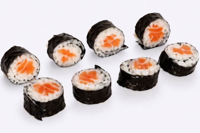 RR15 Salmon Roll