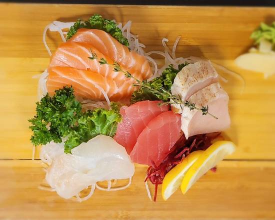 AP12 Sashimi Appetizer