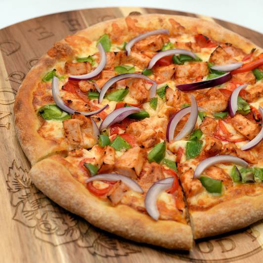 Butter chicken Pizza