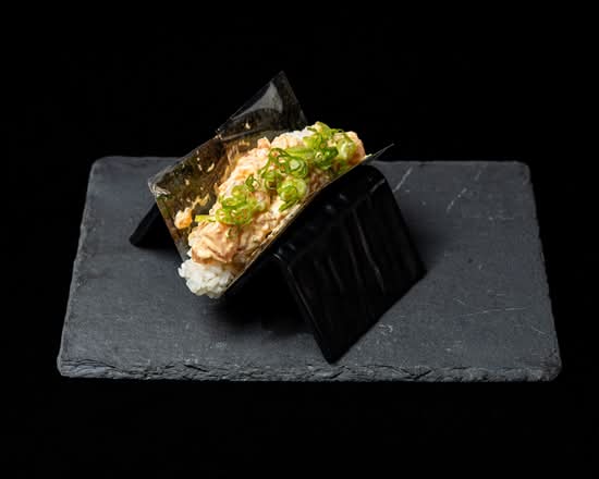 Spicy Salmon Roll