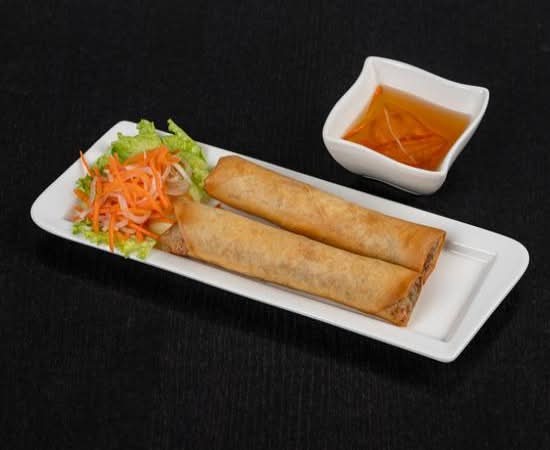 A1. Chả Giò (2 Cuốn)
