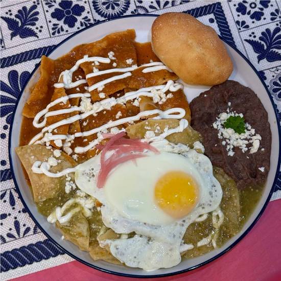 Chilaquiles divorciados
