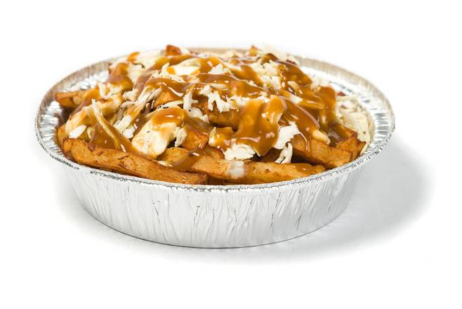 Une (1) poutine au Poulet / One (1) Chicken poutine