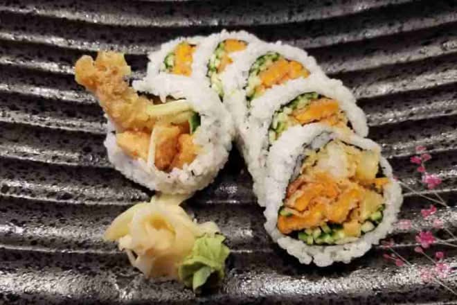 Tempura Roll (6 Pcs)
