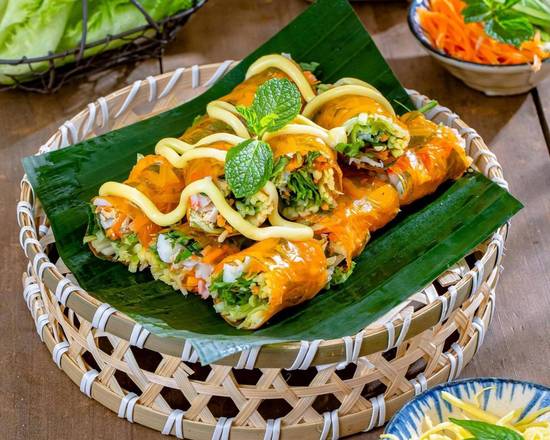 Vietnamese Mixed Rice Paper Rolls ( Bánh Tráng Cuốn )