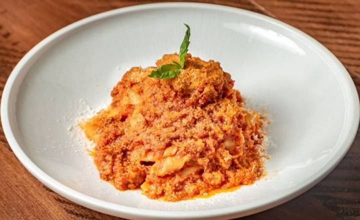 TAGLIATELLE BOLOGNESE