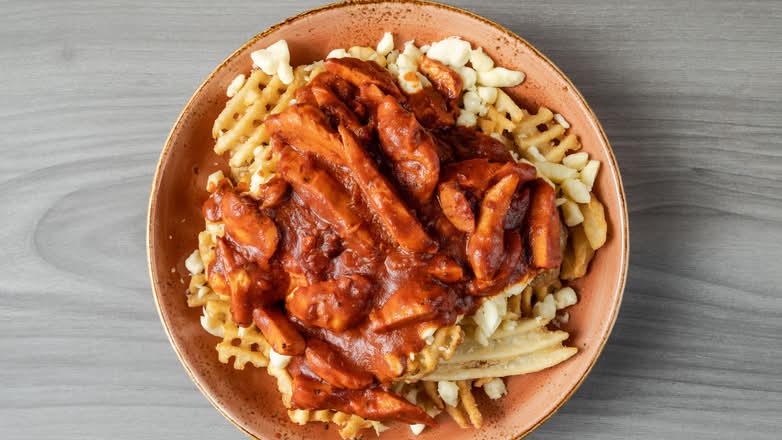 Butter Chicken Poutine