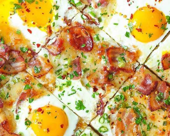 Breakfast Pizza