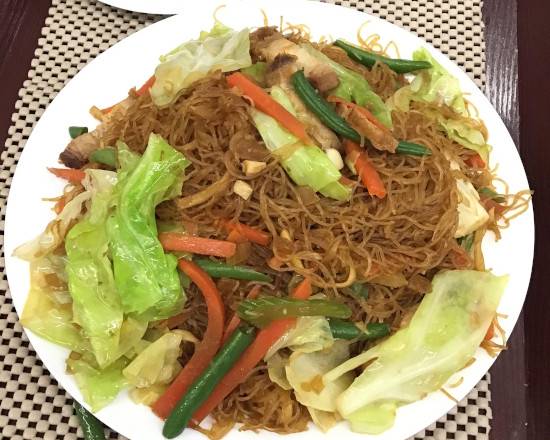 Pancit Guisado