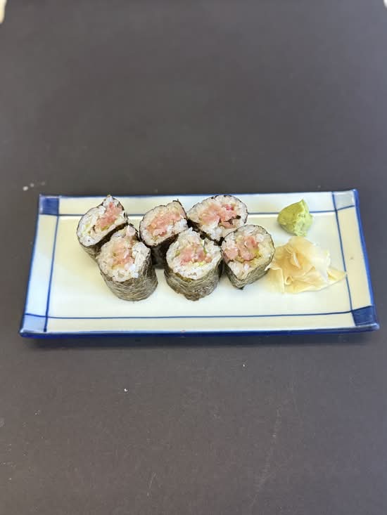 Negi Toro (Tuna Belly with Green Onion) Roll