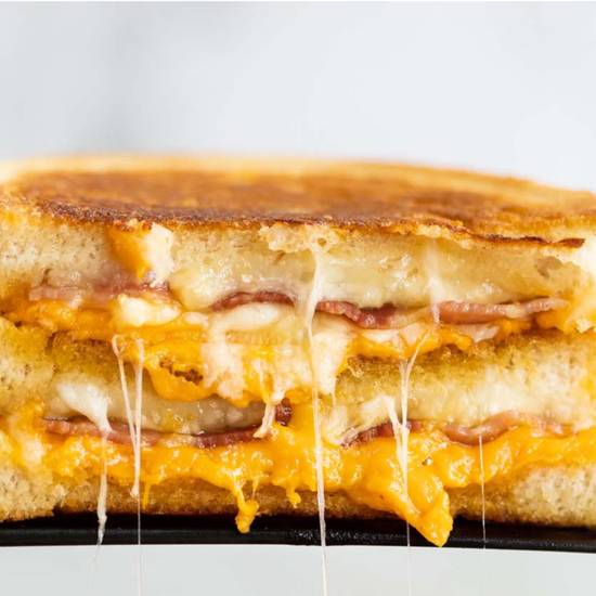 DOUBLE DECKER GRILLED CHEESE