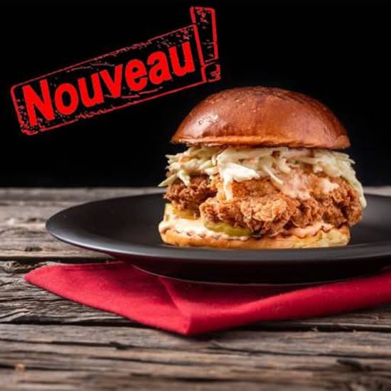 Grand Sandwich au Poulet Croustillant Ultime / Big Ultimate Crispy Chicken Sandwich