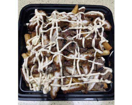 Hungry Poutine(beef,chicken,bacon)
