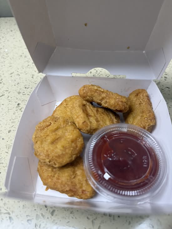 6 pcs chicken nuggets