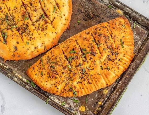 Buttery Garlic Bread with cheese and corns