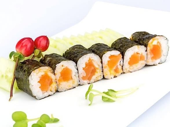Salmon Roll(6pcs)