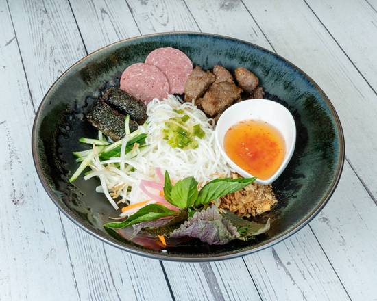Grilled Beef Vermicelli - Bún Bò Nem Nướng