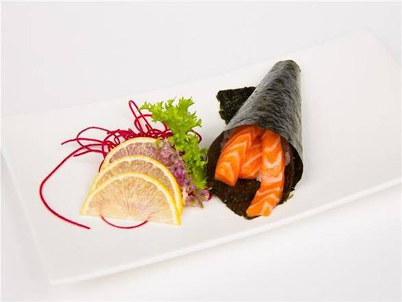 Salmon Hand Roll