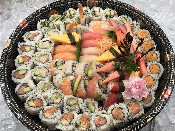 Party Tray Large (70 Pcs)