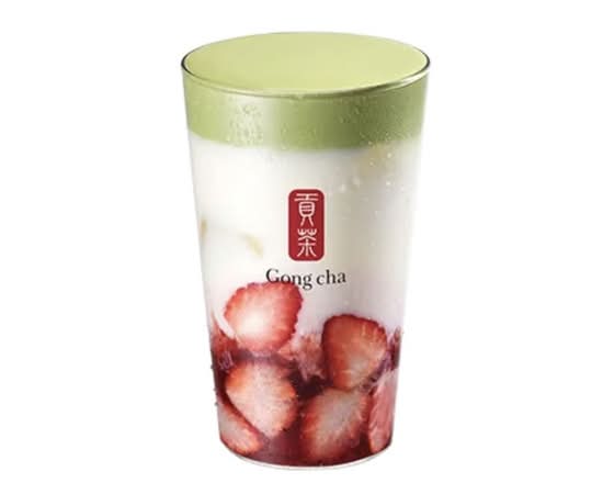 Strawberry Matcha Latte  🍓🍵