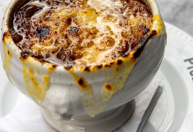 Soupe à l'Oignon Française \ French Onion Soup