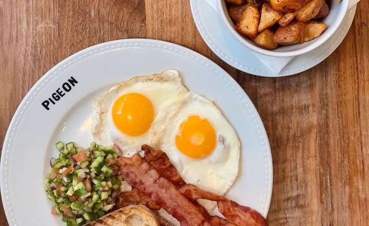 Deux Œufs \ Two Eggs Any Style