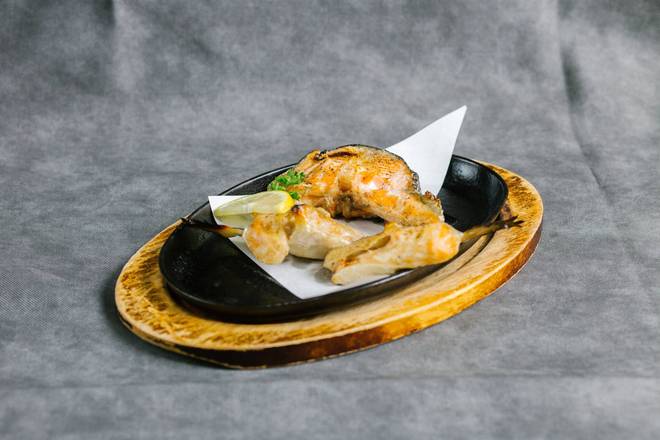 Salmon Gama