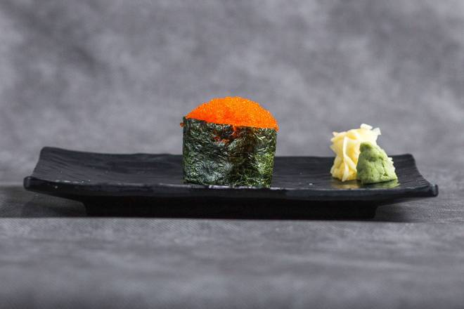 Tobiko Nigiri Sushi (1 pc)