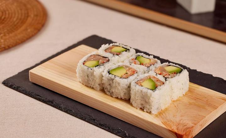 Spicy Scallop Roll