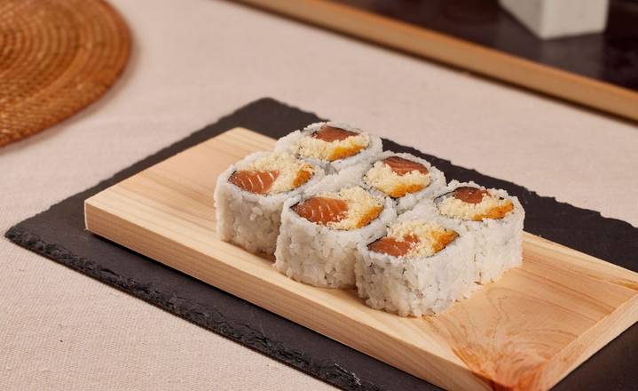 Spicy Salmon Roll