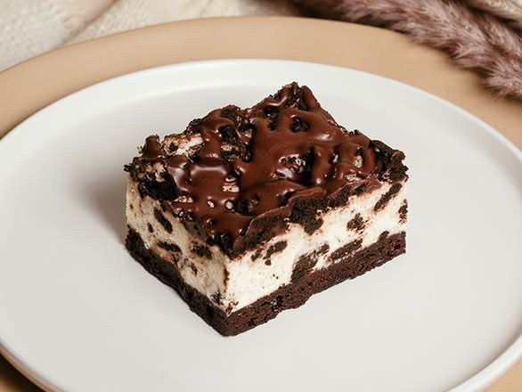 Oreo Cheesecake square