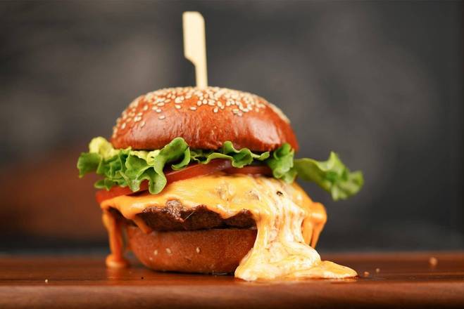 Cheesey Lucy Burger