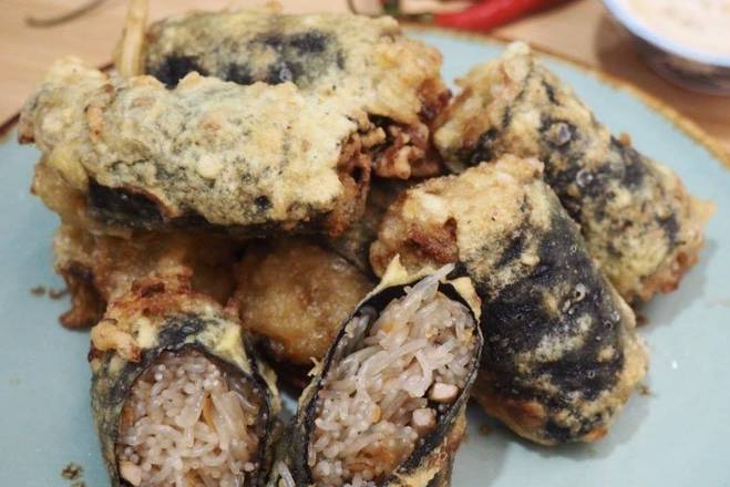 Crispy Seaweed Vege Roll (6PC)