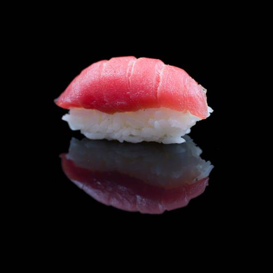 8: Maguro