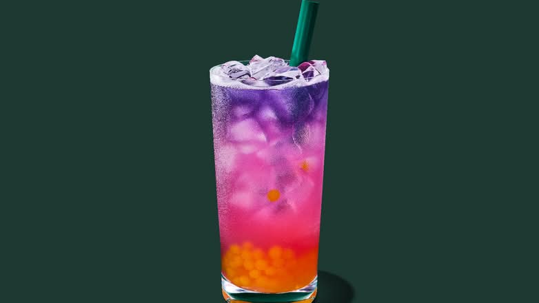 Boisson Refresher papillon tropical avec limonade